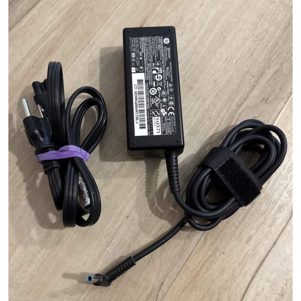 HP PPP009D 65W 19.5v 3.33A AC Adapter w Cord 677774-003 Genuine OEM
